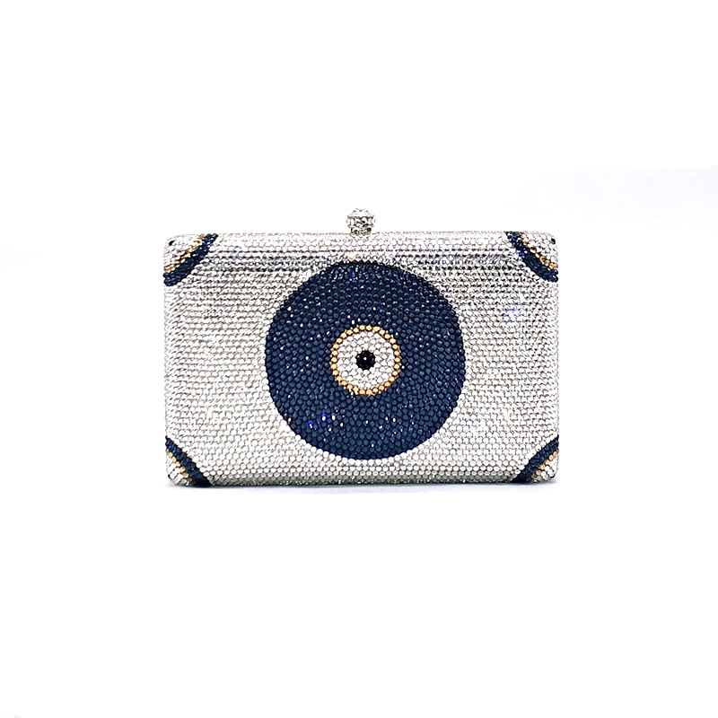 Creative Camera Clutch