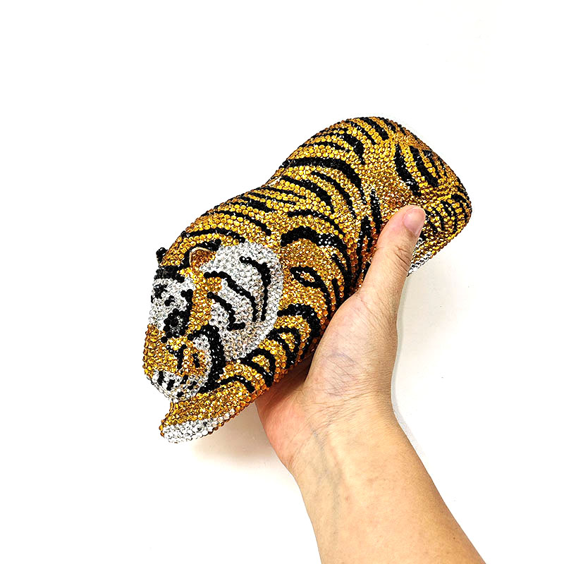 Fierce crystal tiger clutch