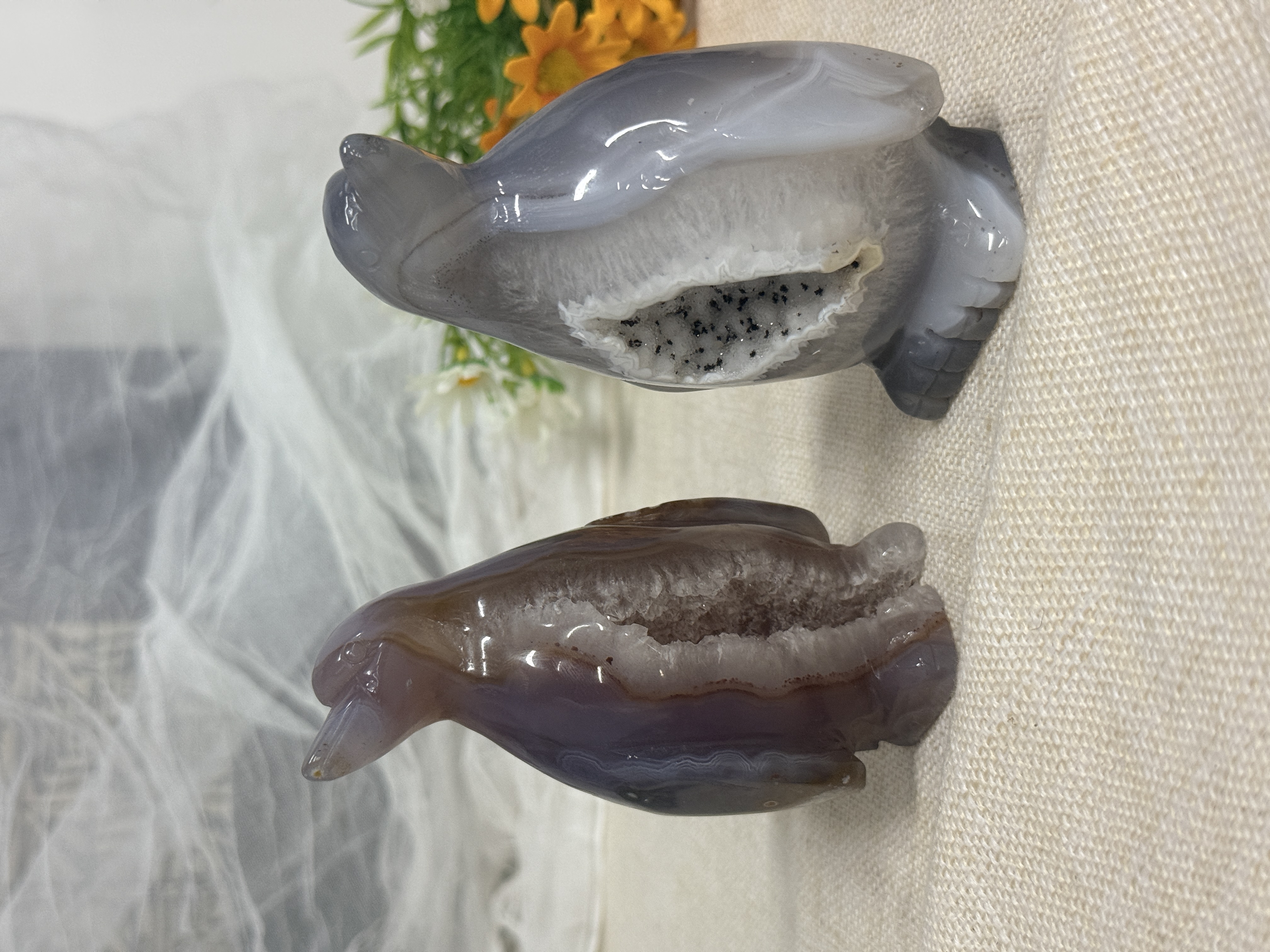 Natural Druzy Agate Penguin – Hand-Carved Crystal Animal Figurine