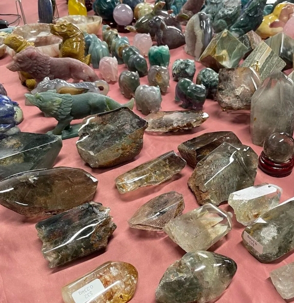 Rainy - Customized Handpicked Crystal & Carvings - HighlandCrystal Select