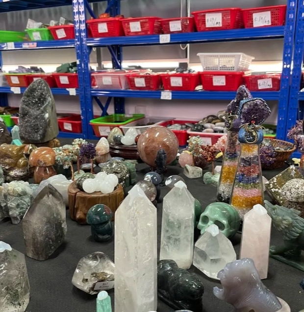 Rainy - Customized Handpicked Crystal & Carvings - HighlandCrystal Select