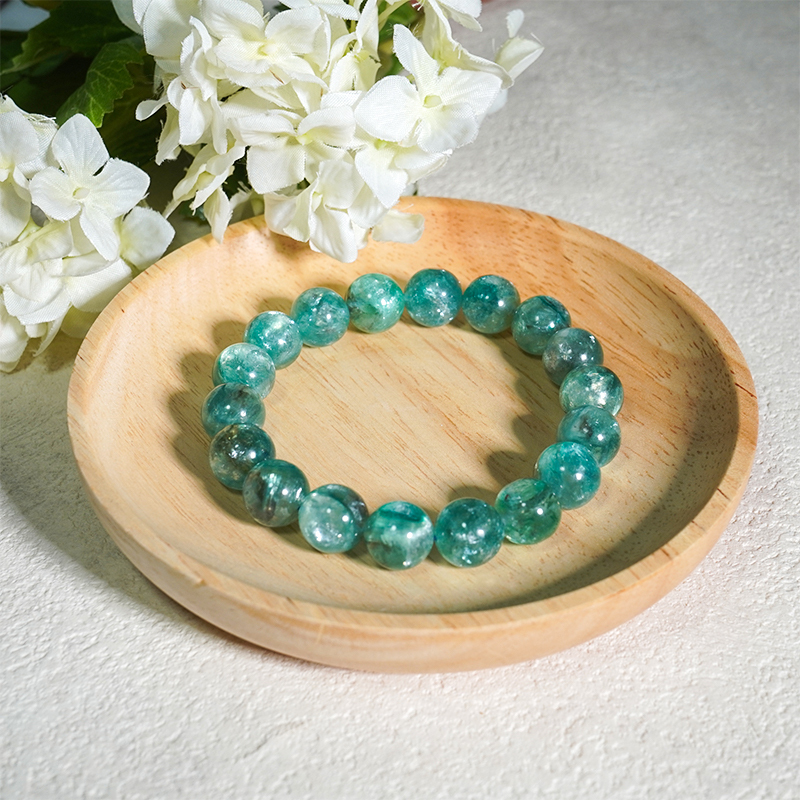 Green Mica Healing Crystal Energy Souvenir Bracelet - Inspiration, Healing, and Balance