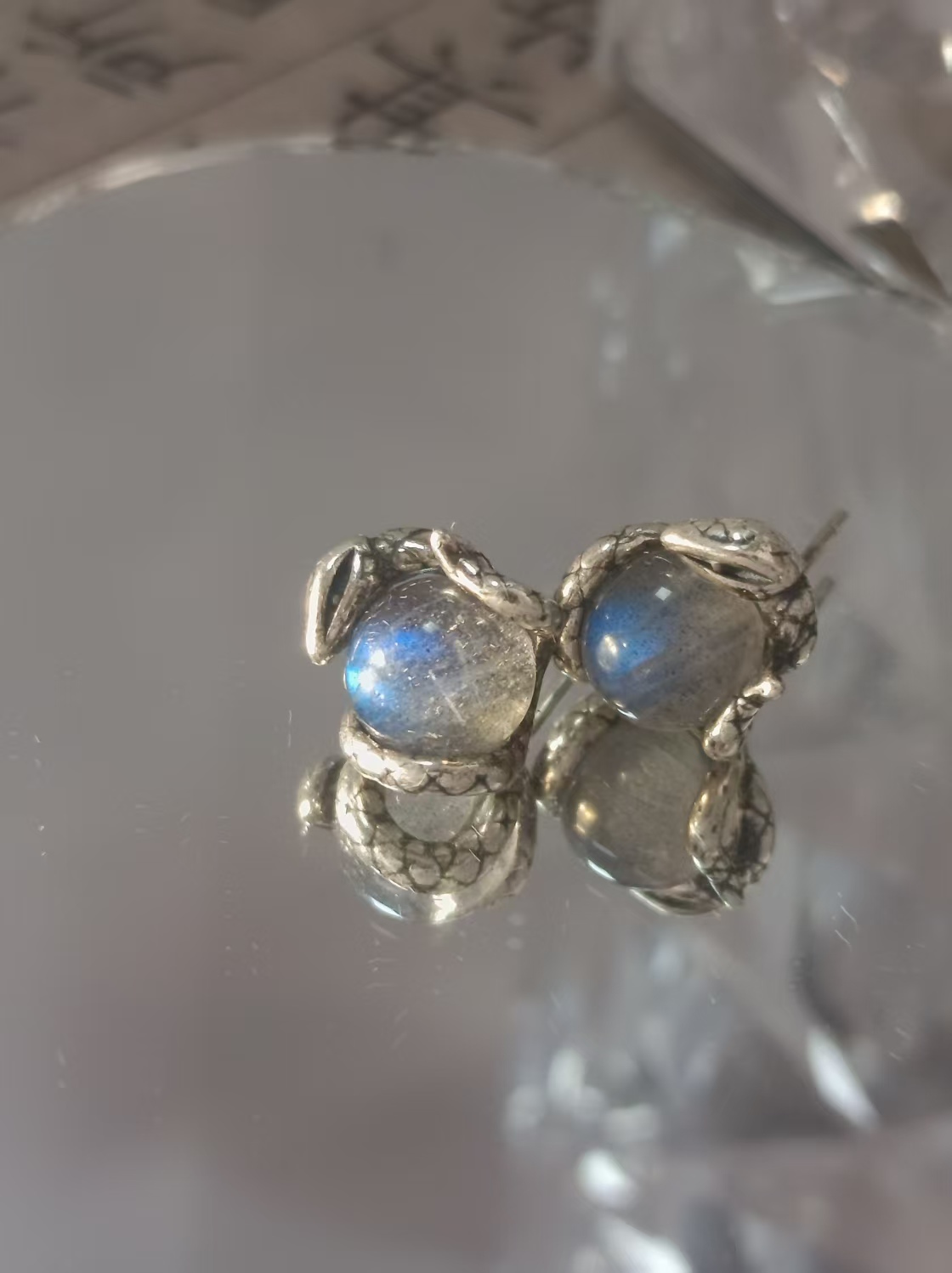 $20 RANGE CRYSTAL ADJUSTABLE RINGS WITH S925 STERLING STEEL