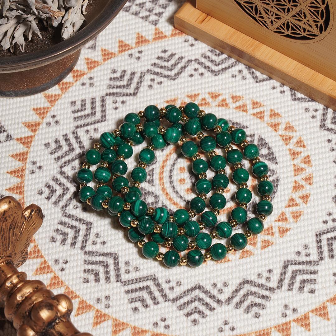 Malachite and Copper Crystal Stretch Bracelet Round Semi-Precious Bracelet Healing Crystal Energy Souvenir Bracelet-Protection Confidence Love