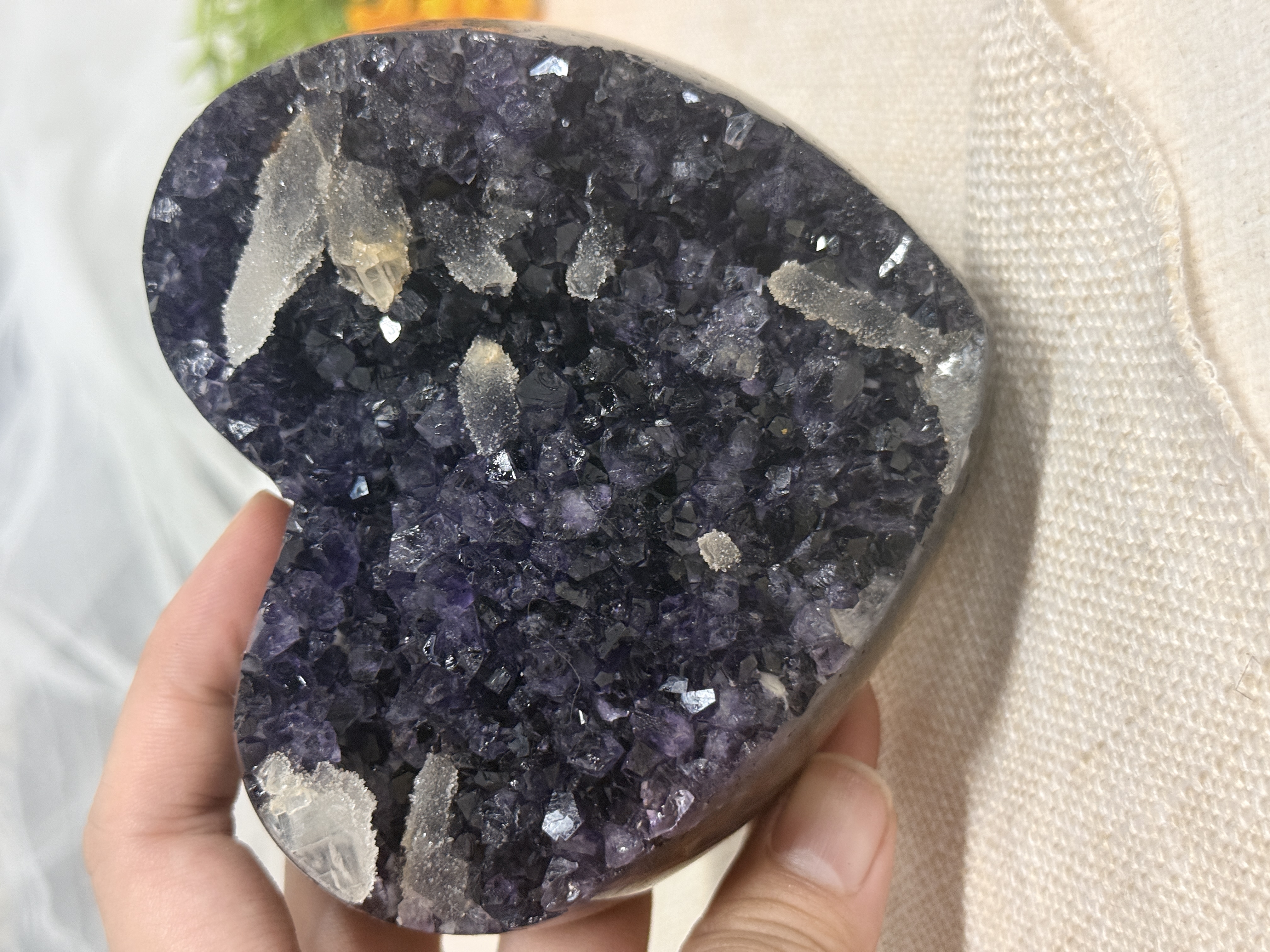 Natural Amethyst Heart Cluster – Hand-Polished Purple Crystal Decor
