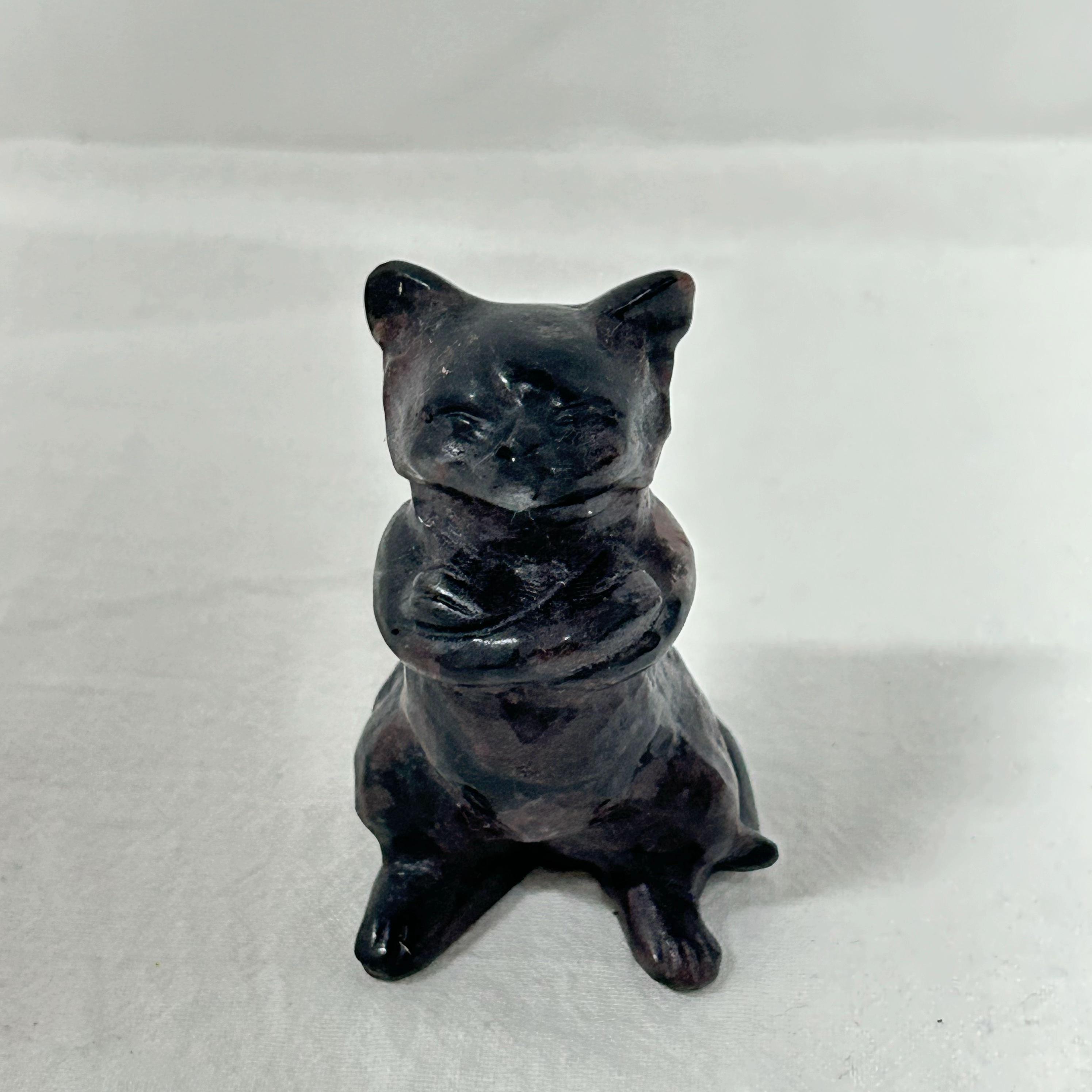 Gemstone Dog Figurine, Mini Stone Animal Decor, Symbol of Loyalty, Protection and Good Fortune, Dog Lover Gift