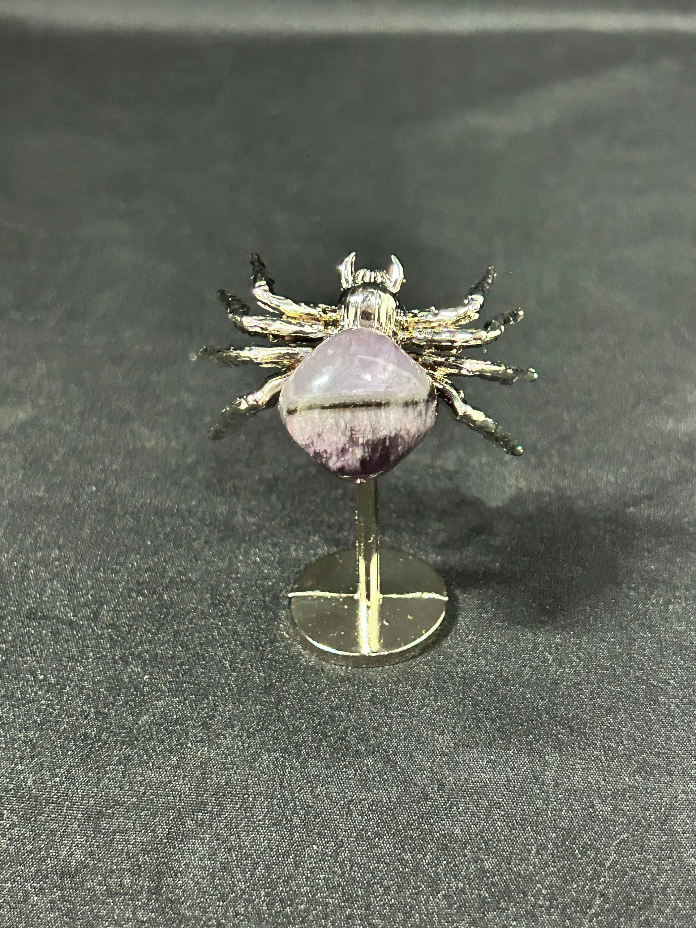 Crystal Spider Figurine, Gemstone Decor, Red Jasper / Rose Quartz / Amethyst / Clear Quartz, Gothic Altar Statue, Witchy Halloween Gift