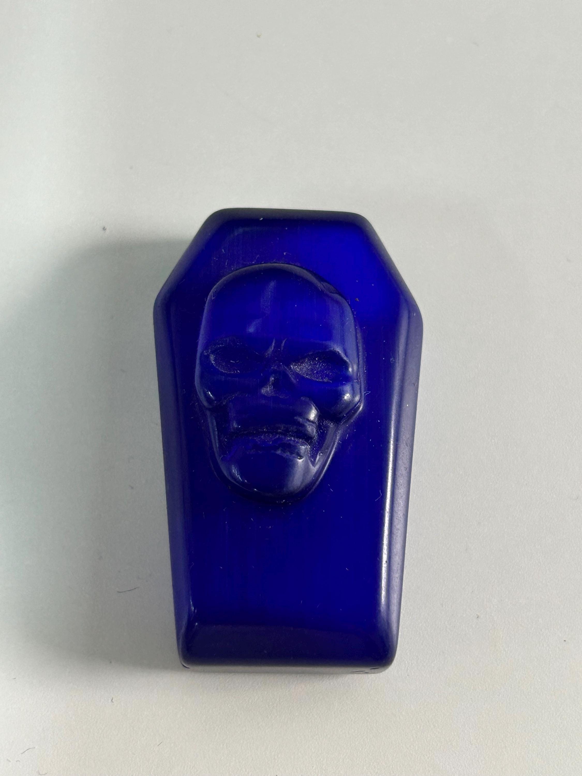 Natural Crystal Skull in Coffin, Gothic Coffin Skull Carving, Obsidian Skull, Crystal Decor, Halloween Gift