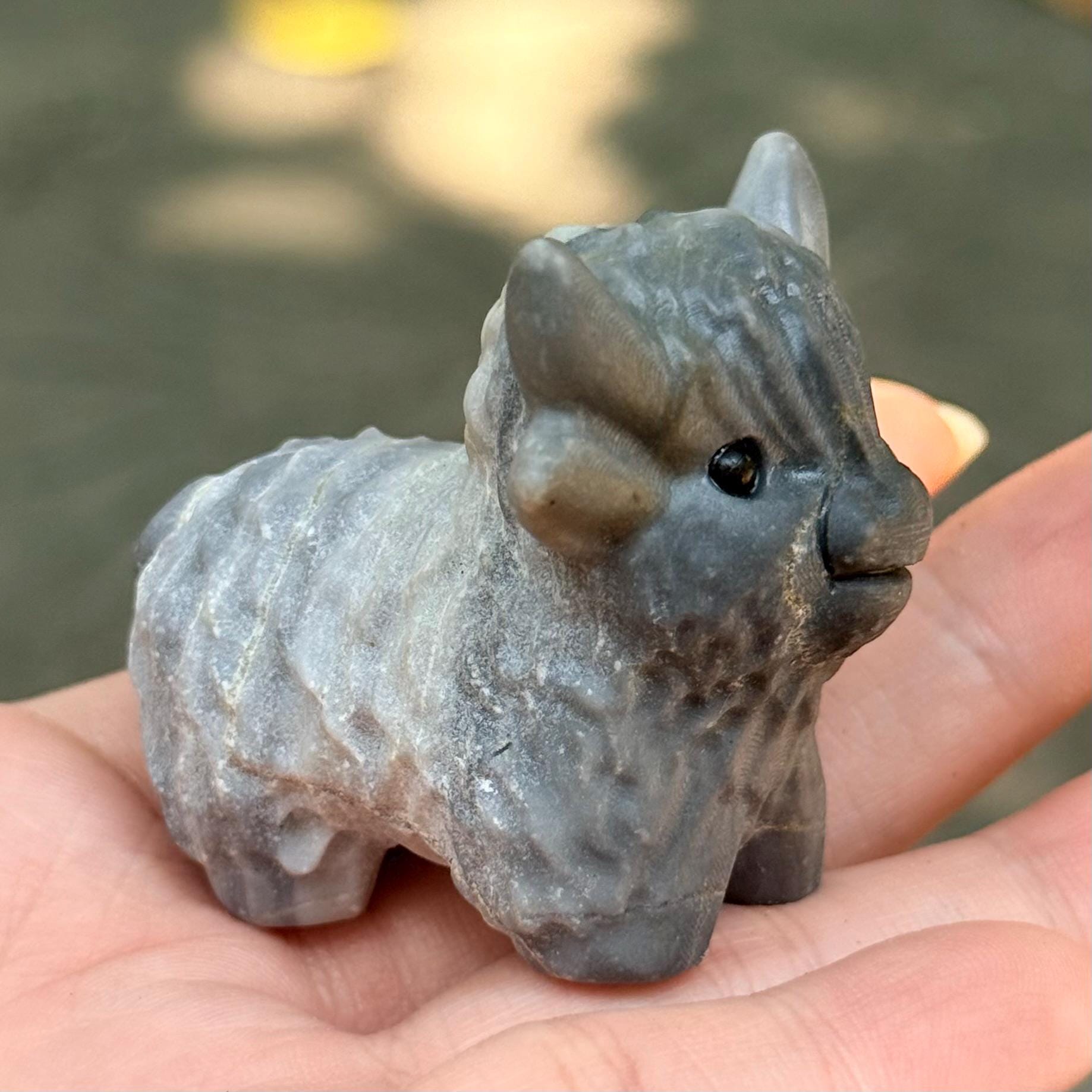 COW Lover Figurine 1.8''-2.6''Natural Stone Cow Carving Animal Decor Protection Gift