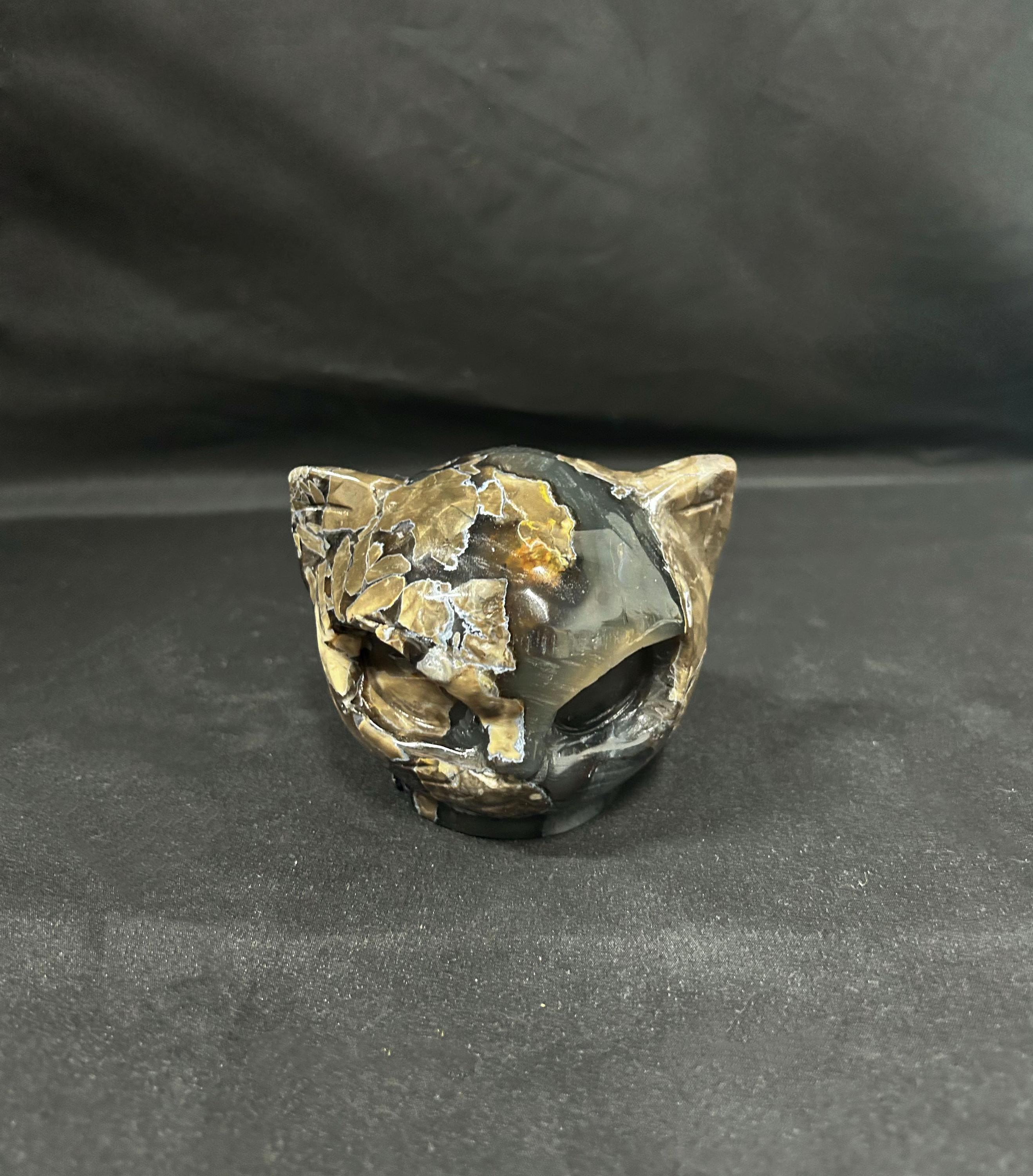 Volcanic Agate Cat Head Carving, Natural Lava Stone, Realistic Cat Sculpture, Unique Mineral Specimen, Cat Lover Gift