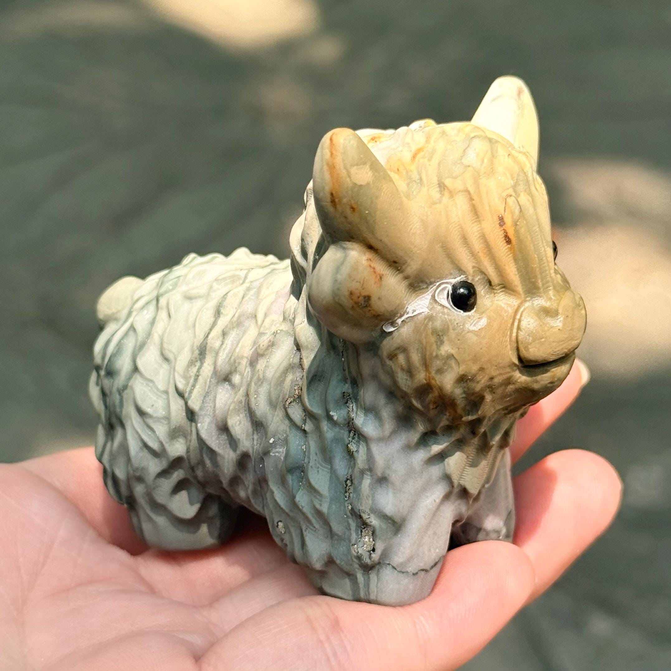 COW Lover Figurine 1.8''-2.6''Natural Stone Cow Carving Animal Decor Protection Gift