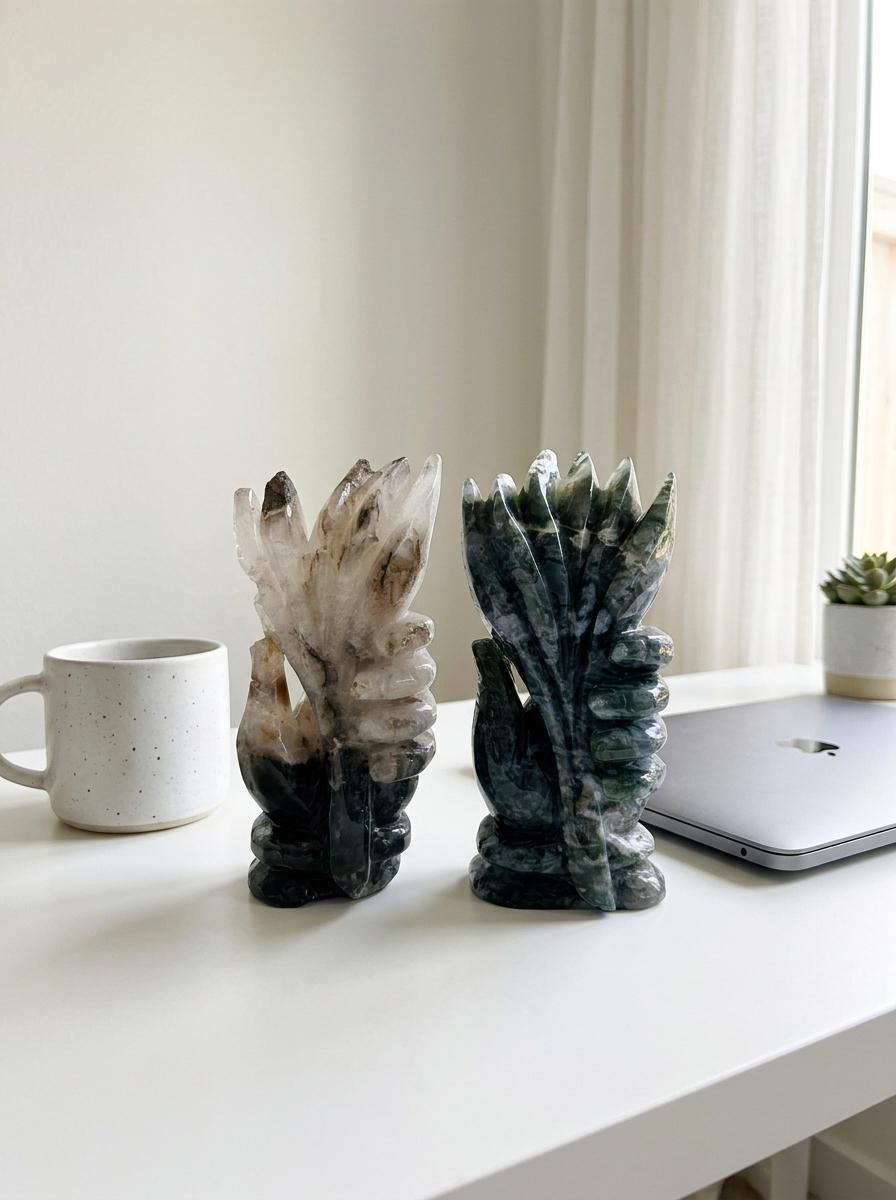 Moss Agate Hand Sculpture, Natural Crystal Hand Figurine, Stone Altar Decor, Meditation Space Crystal, Moss Agate Collectible