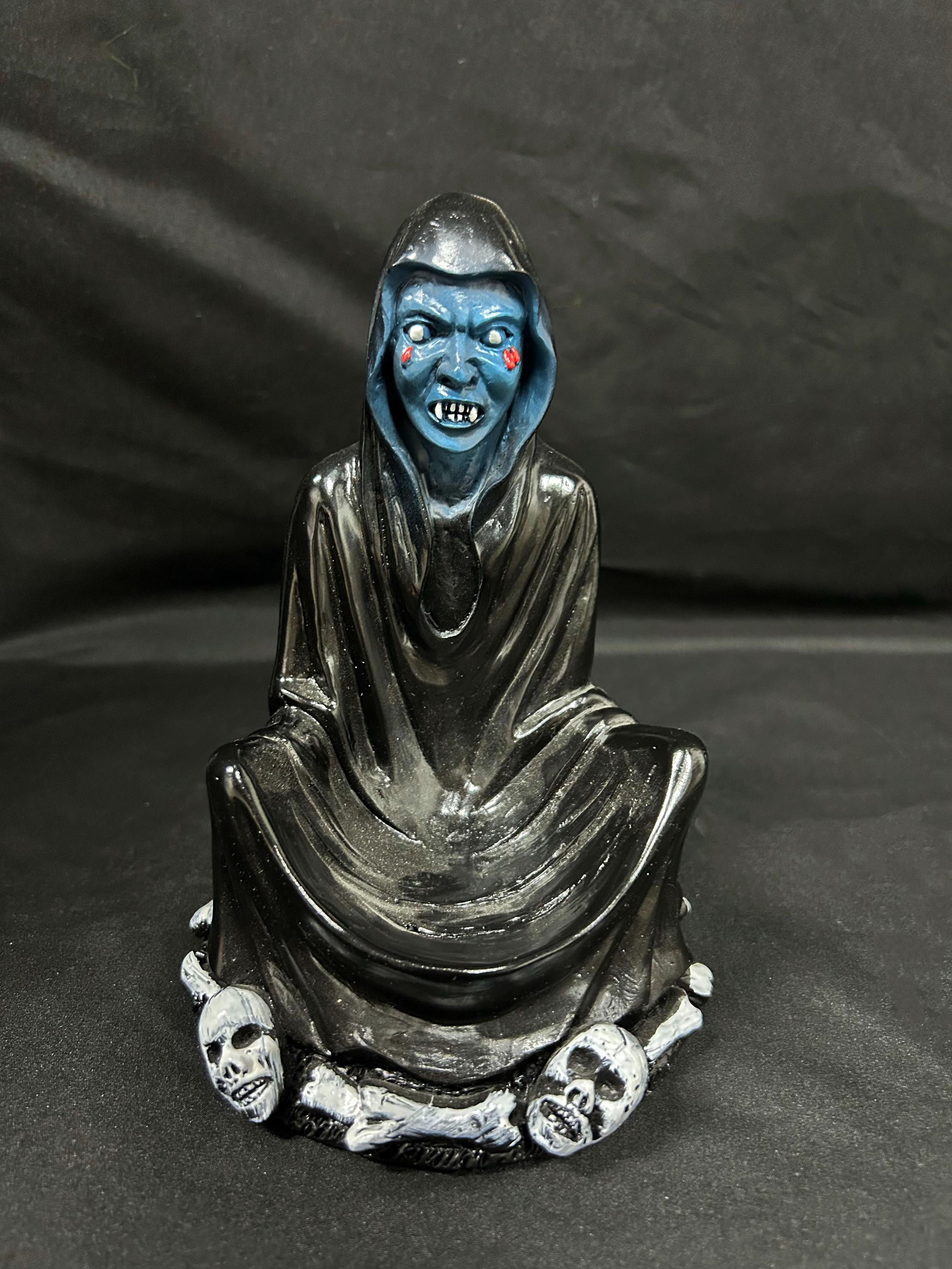 Wizard Statue, Gothic Figurine, Mystical Fantasy Decor, Dark Fantasy Sculpture, Occult Style Gift
