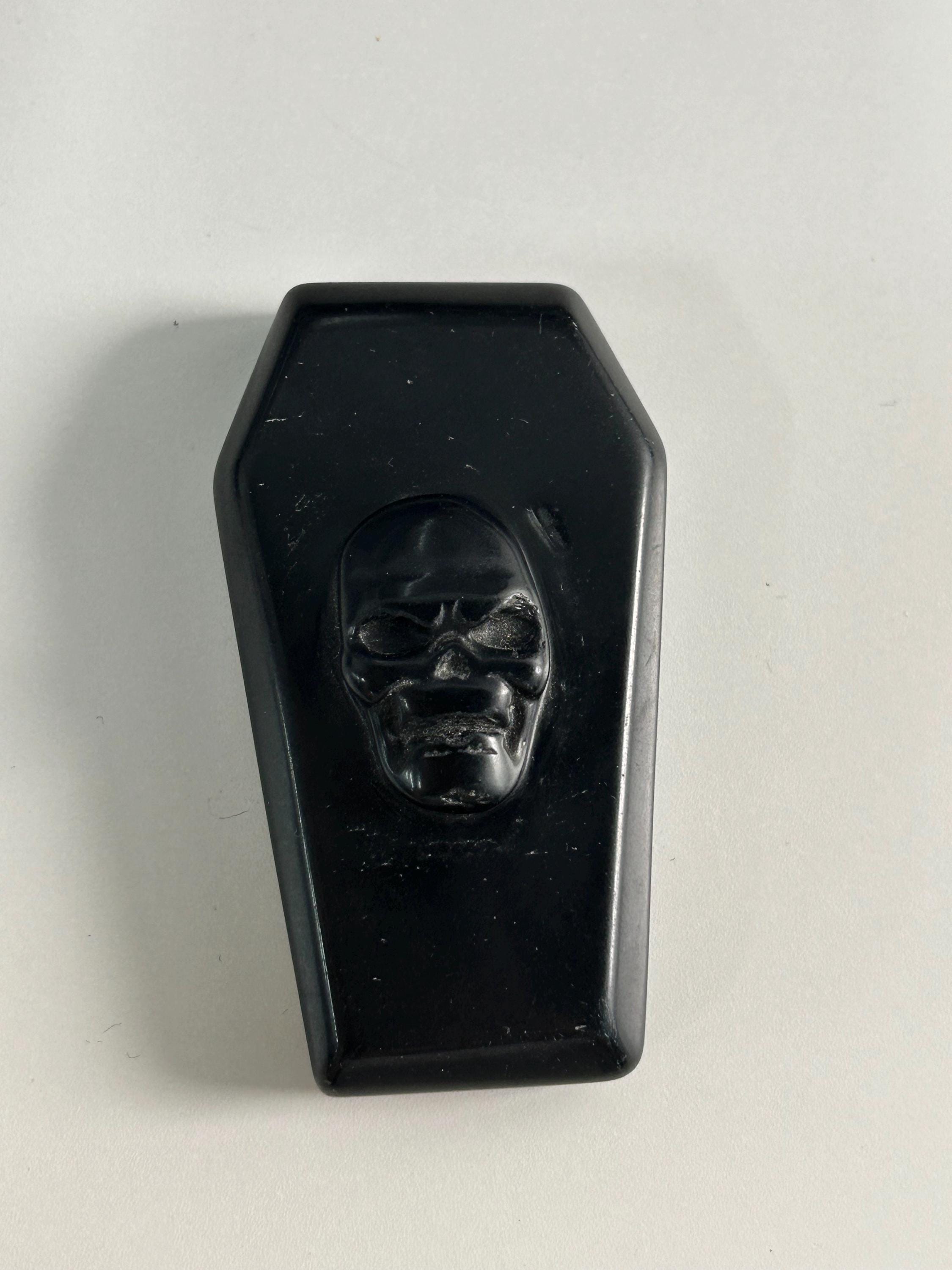 Natural Crystal Skull in Coffin, Gothic Coffin Skull Carving, Obsidian Skull, Crystal Decor, Halloween Gift