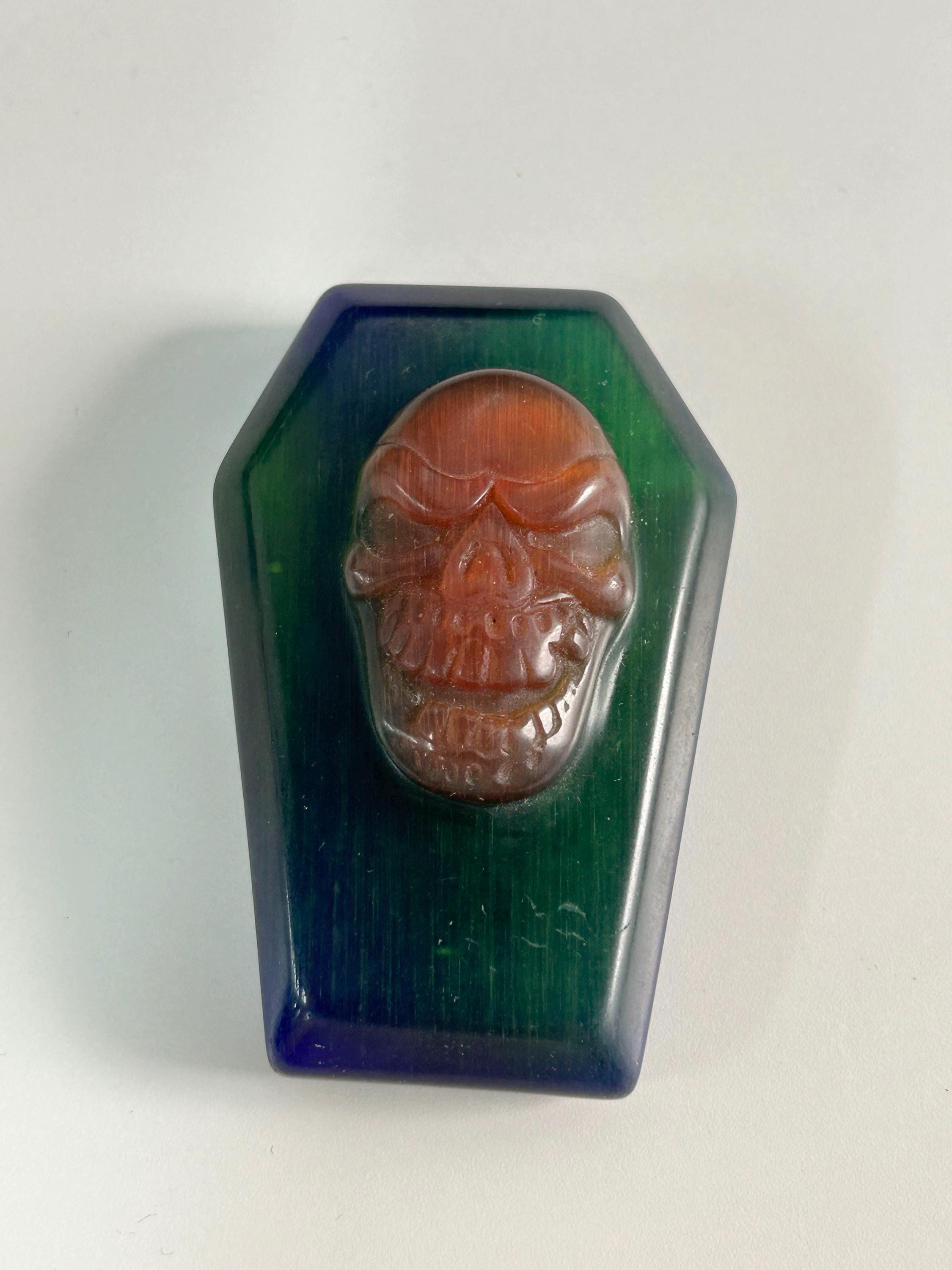 Natural Crystal Skull in Coffin, Gothic Coffin Skull Carving, Obsidian Skull, Crystal Decor, Halloween Gift