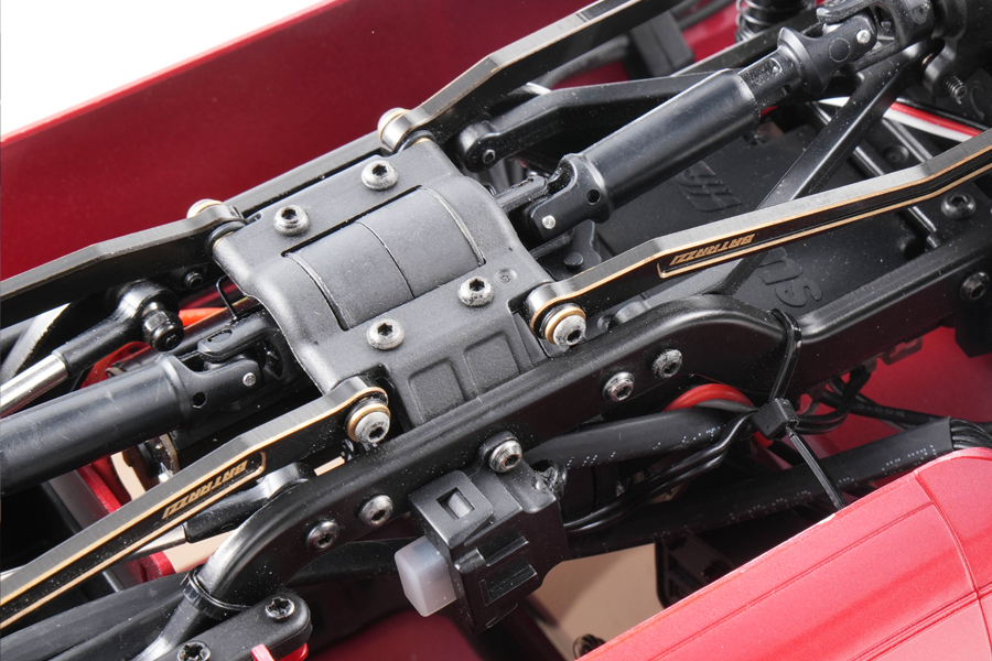 BATRAZZI Brass Chassis Link For FMS FCX18 K10/HUMMER EV