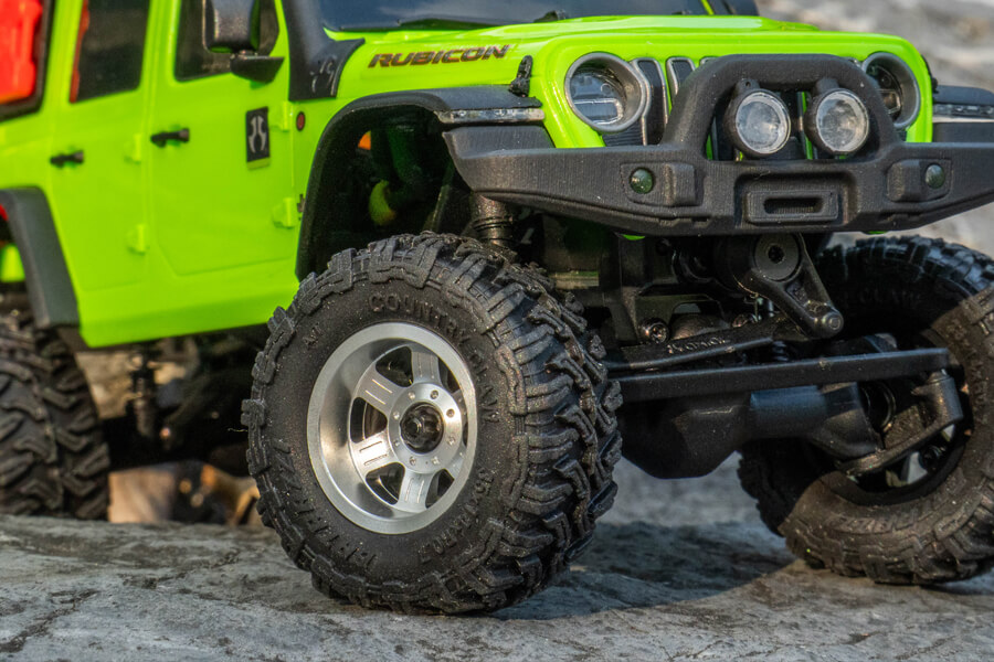 BATRAZZI Aluminum 0.7" Broadside 8-Lug Beadlock Wheels for Axial SCX30 (4pcs)