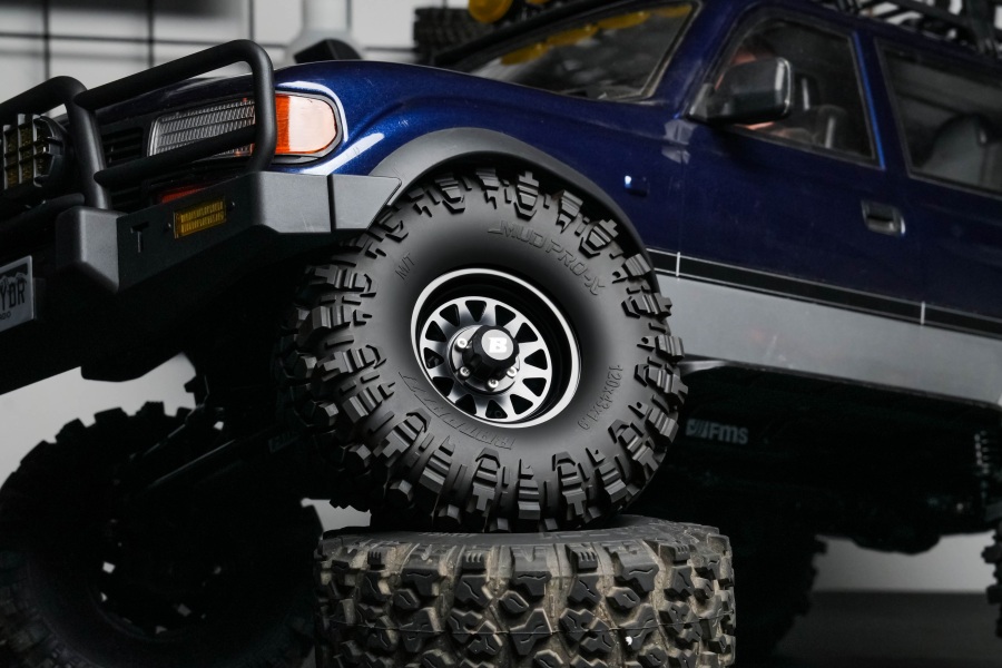 Wheels & Tires Combo for FCX10 LC80 Toyota Land Cruiser 80