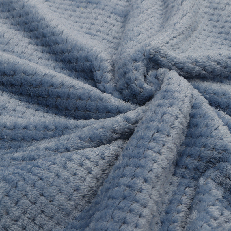 Pet Blanket dog blanket dog mat Four Seasons universal fleece blanket coral fleece quilt pet cushion mat