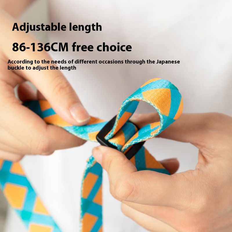 Colorful dog hand holding rope retractable adjustable dog chain anti-lost collar pet dog leash