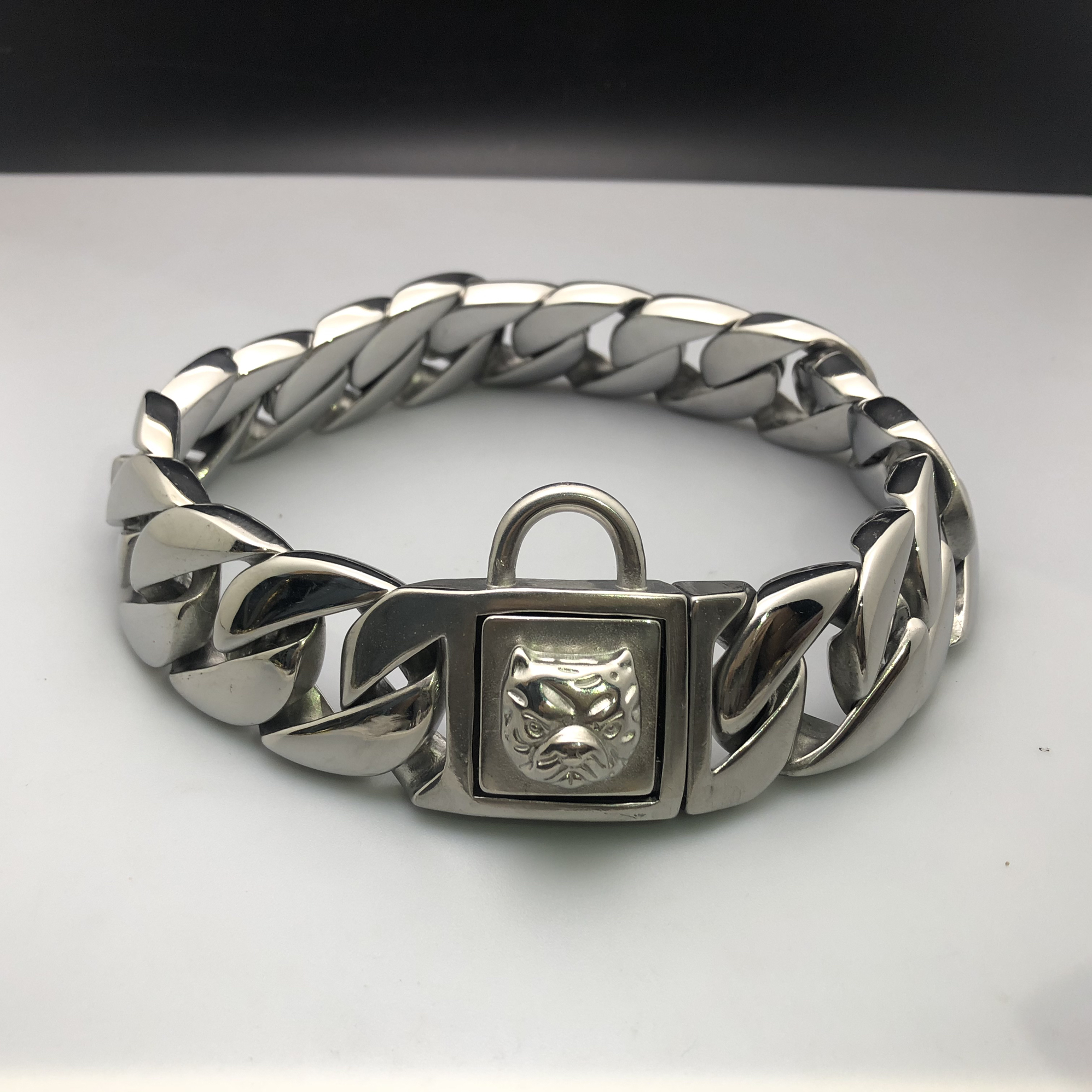 Dog bully dog collar collar stainless steel Jarre Aero bull gold necklace Dubin dog leash medium large dog Bulldog titanium steel