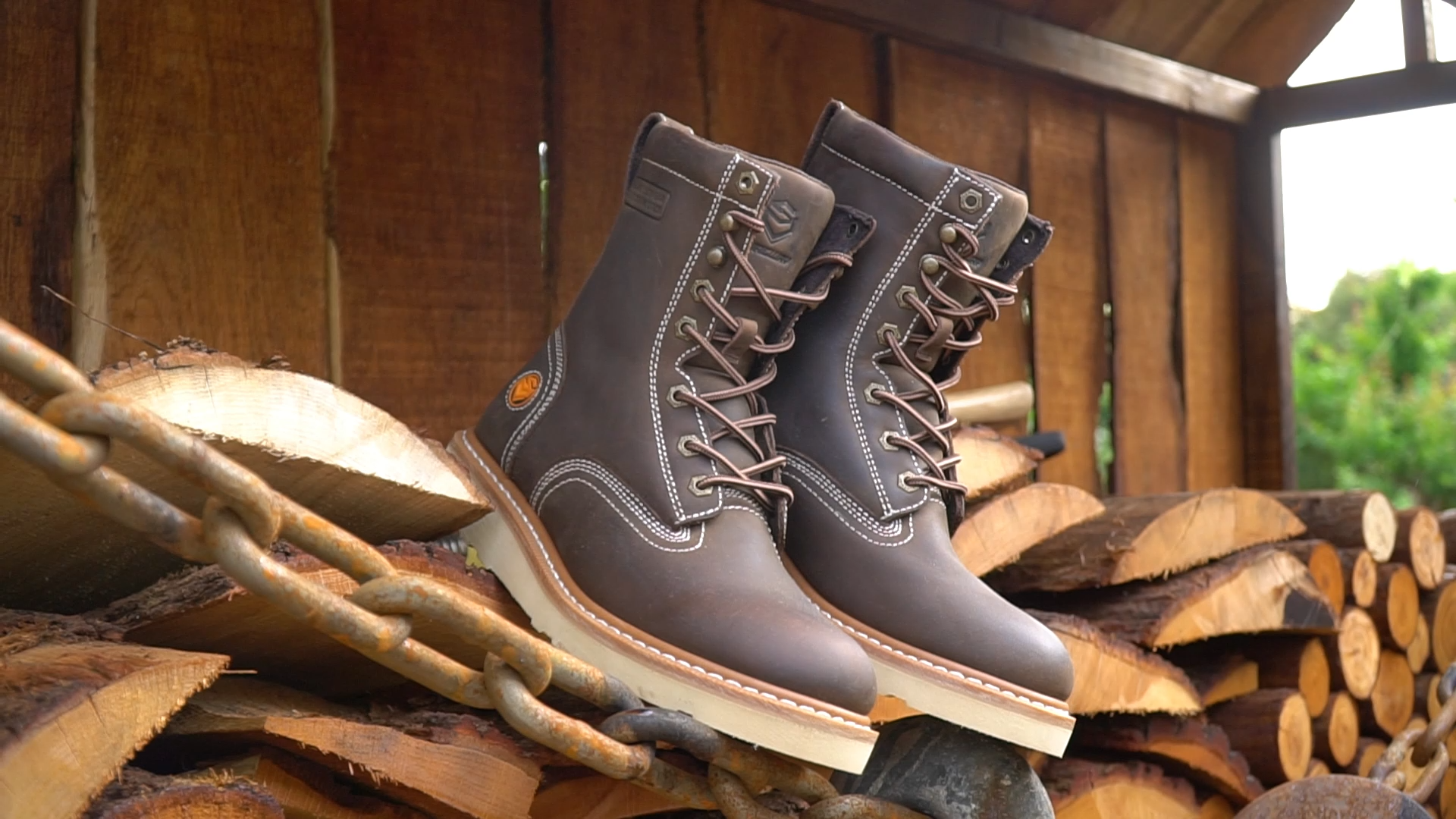 ウォーリー waterproof work boots for men 8-inch Safety Toe Logger Boots