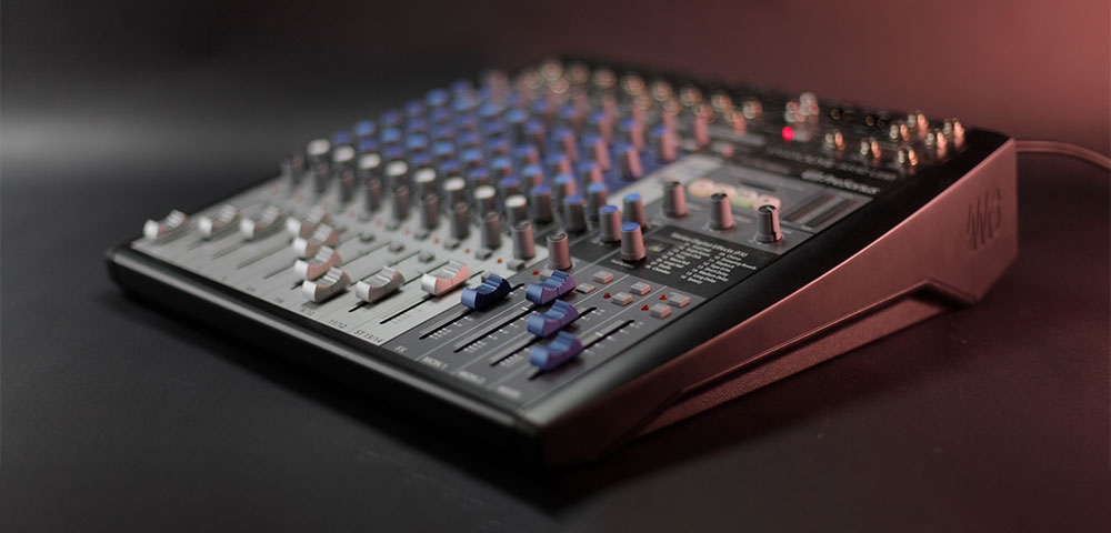 Mixing Desks-Pinknoise Systems