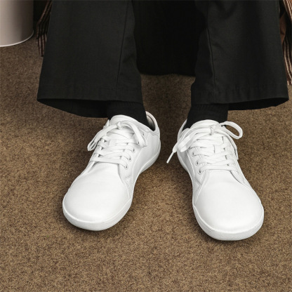 Men's wide toe lightweight soft sole leather loafers