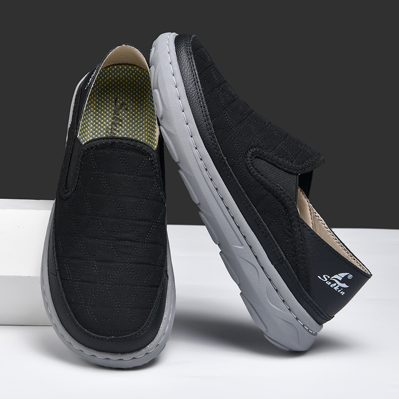 Men’s Lightweight Slip-On Casual Sneakers 