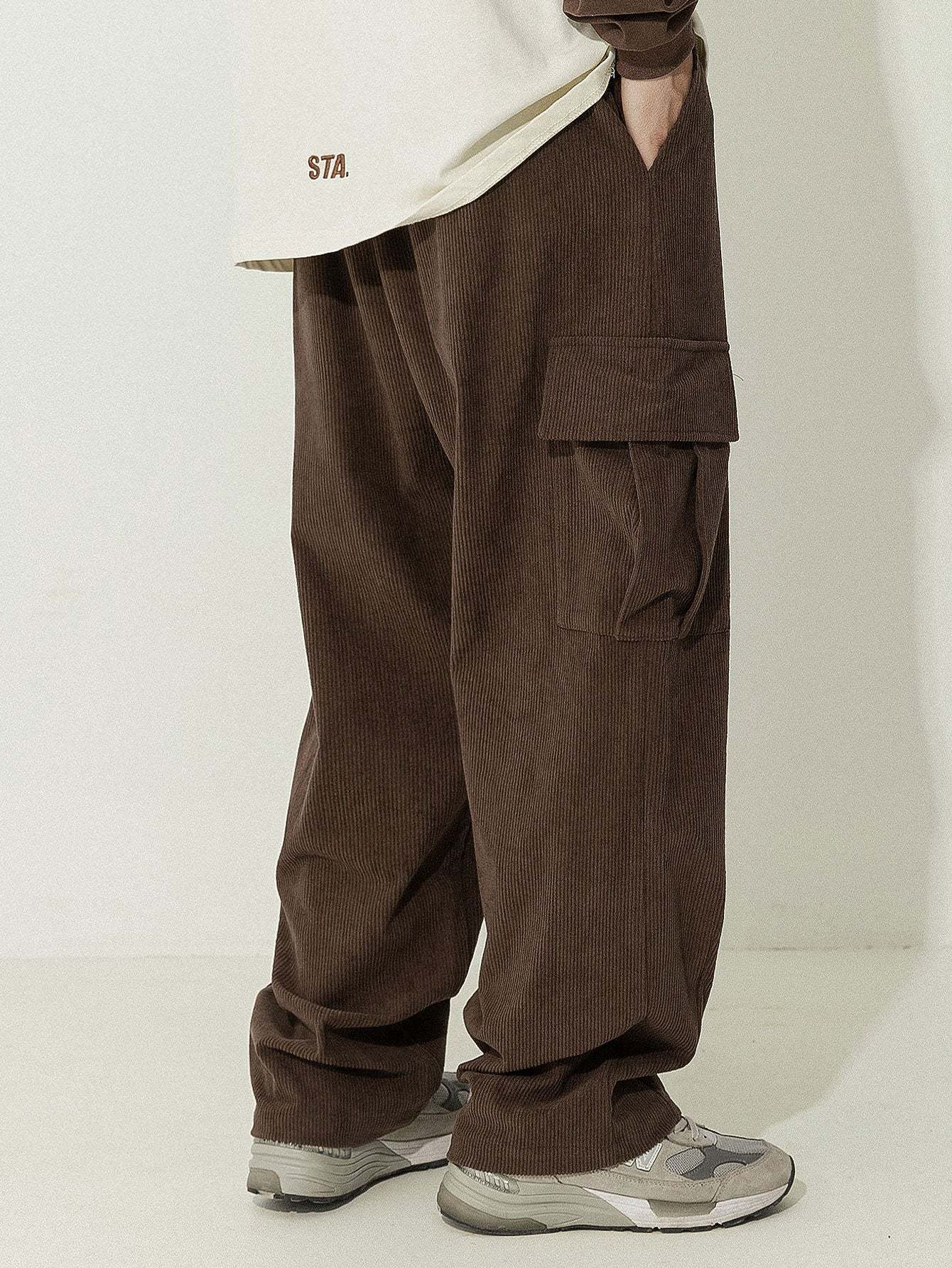 Los Angeles Print Pactchwork Raglan Hoodie & Loose Fit Corduroy Cargo Pants-Mitchell Shoes