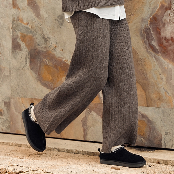 Embroidered Trim Cozy Fuzzy Lined Slippers