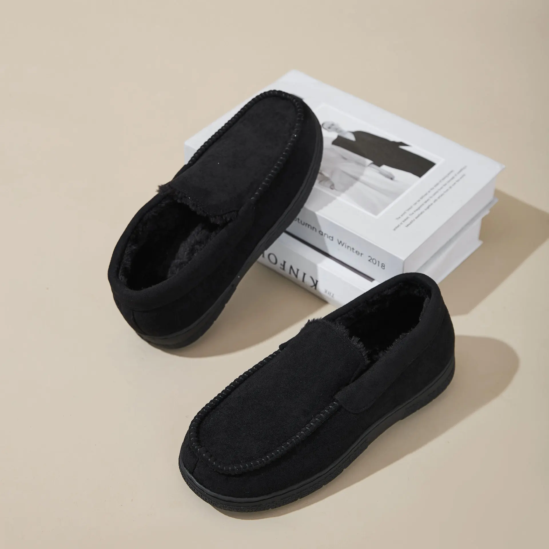 New Wholesale Men's Breathable Velvet Slipper Non-Slip Thickened Cotton Home Warm Outwear Slip-On Plus Toe Cap Mark Winter