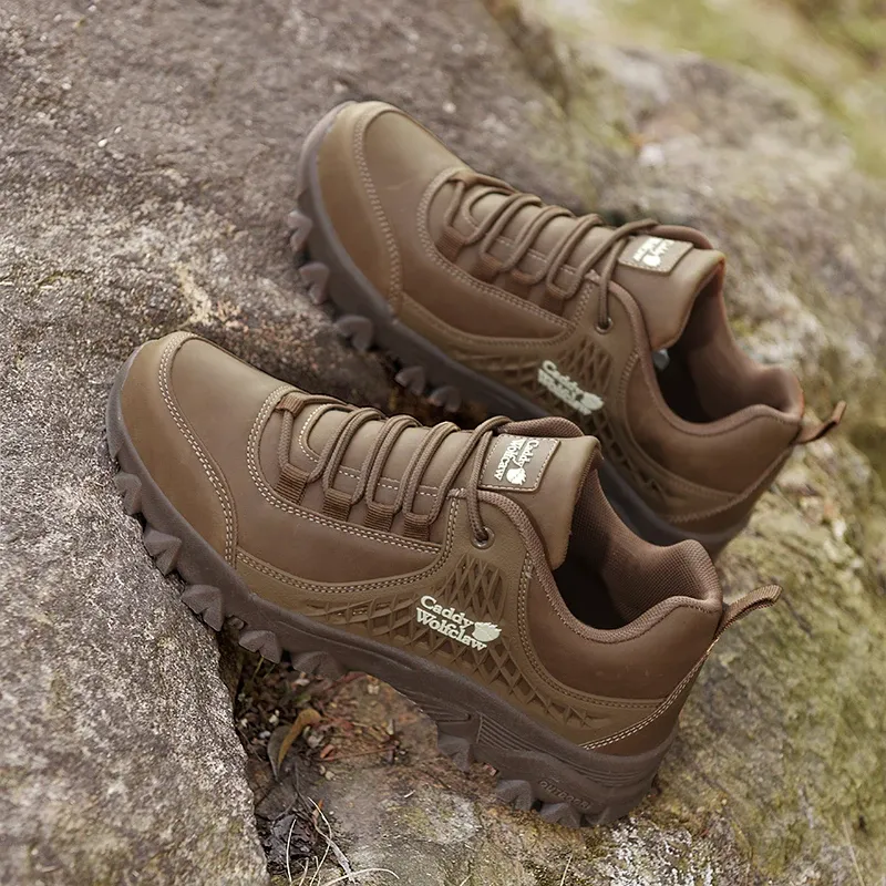 Men's Leather Hiking Slip Resistant Oxford Sole Sneakers