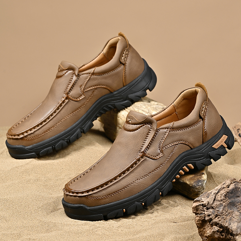 2024 New Men's Non-slip Walking Leather Lightweight Breathable Casual Loafers