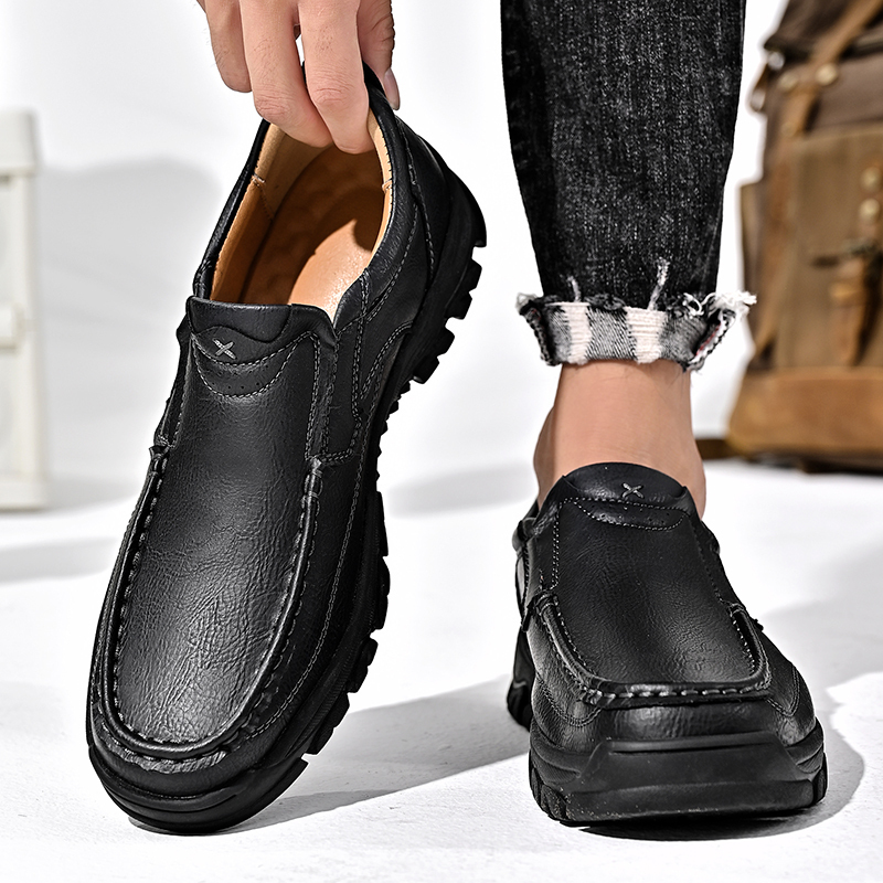2024 New Men's Non-slip Walking Leather Lightweight Breathable Casual Loafers