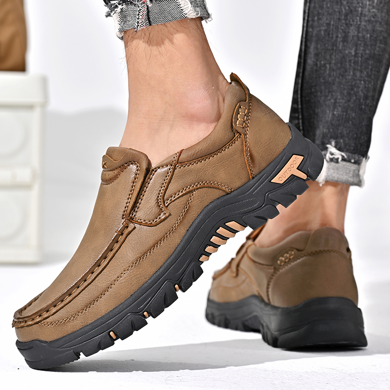 2024 New Men's Non-slip Walking Leather Lightweight Breathable Casual Loafers