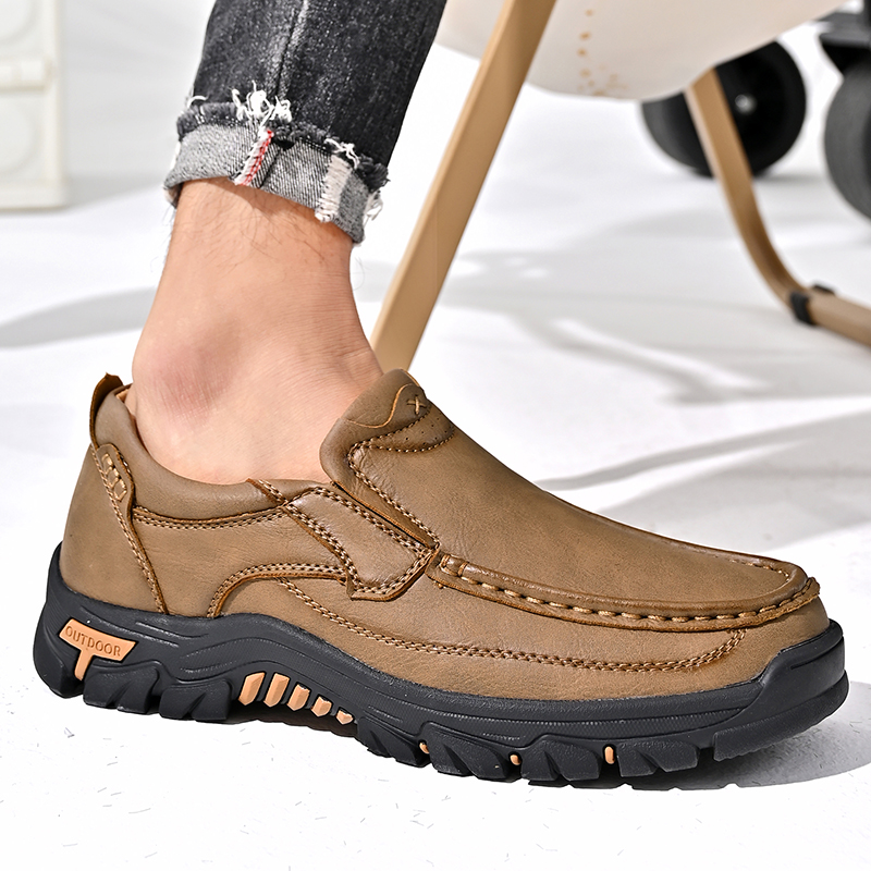 2024 New Men's Non-slip Walking Leather Lightweight Breathable Casual Loafers