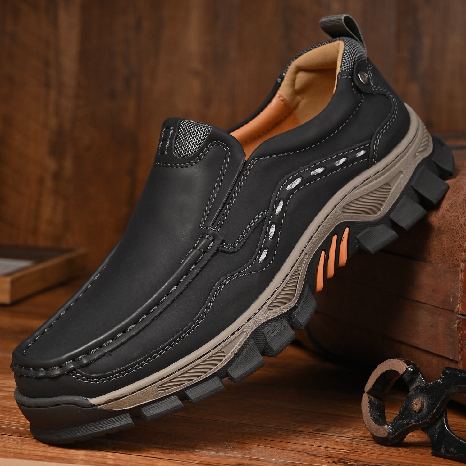 Men's Grippy Slip Resistant Outdoor Hiking Shoes