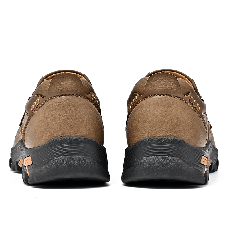 2024 New Men's Non-slip Walking Leather Lightweight Breathable Casual Loafers