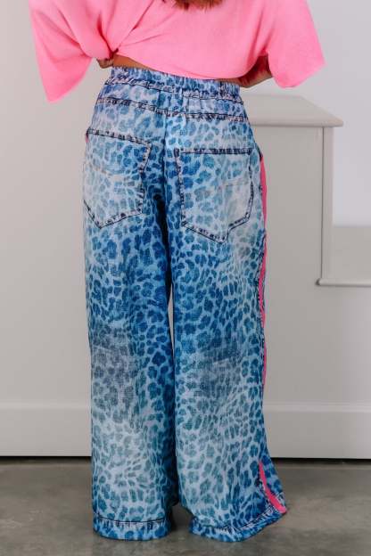 ✨✨2026 Hot Sale - Womens Round Neck Solid Color Top+ Leopard Print Pants Casual Set