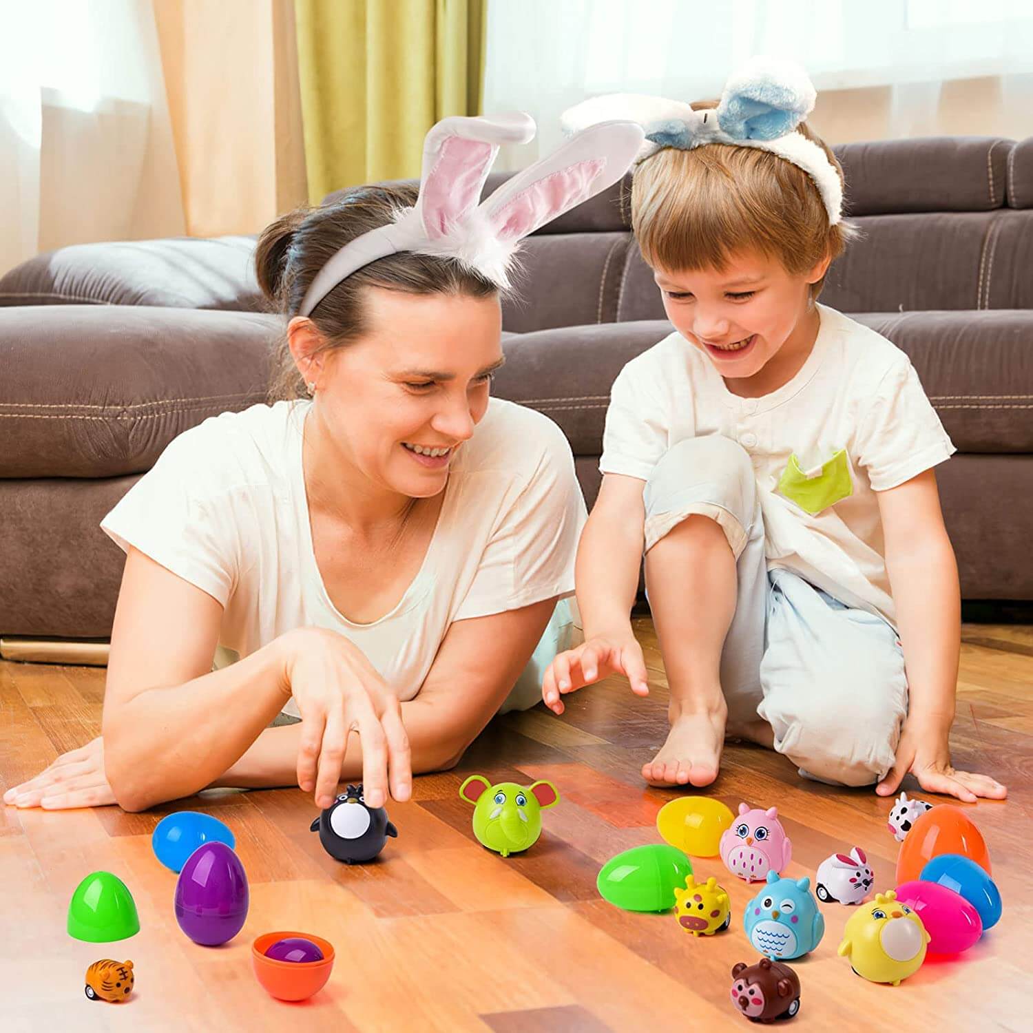 Easter Eggs Filled With Pullback Construction Vehicles, Cute Animals, Dinosaurs, Jewelry pieces