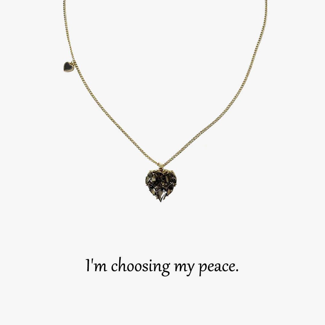 For Self-Black diamond heart necklace