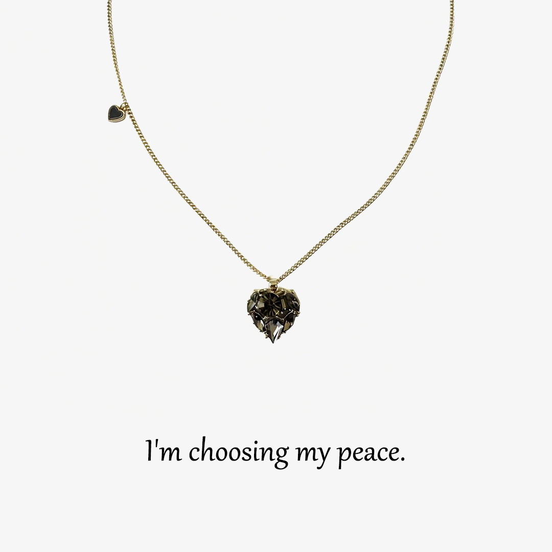 For Self-Black diamond heart necklace