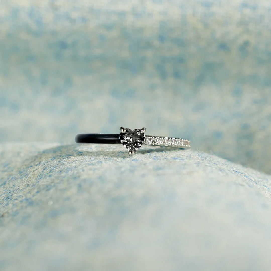For Self-Love Yourself So Loudly Black Heart-Cut Half Enamel Ring