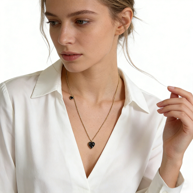 For Self-Black diamond heart necklace