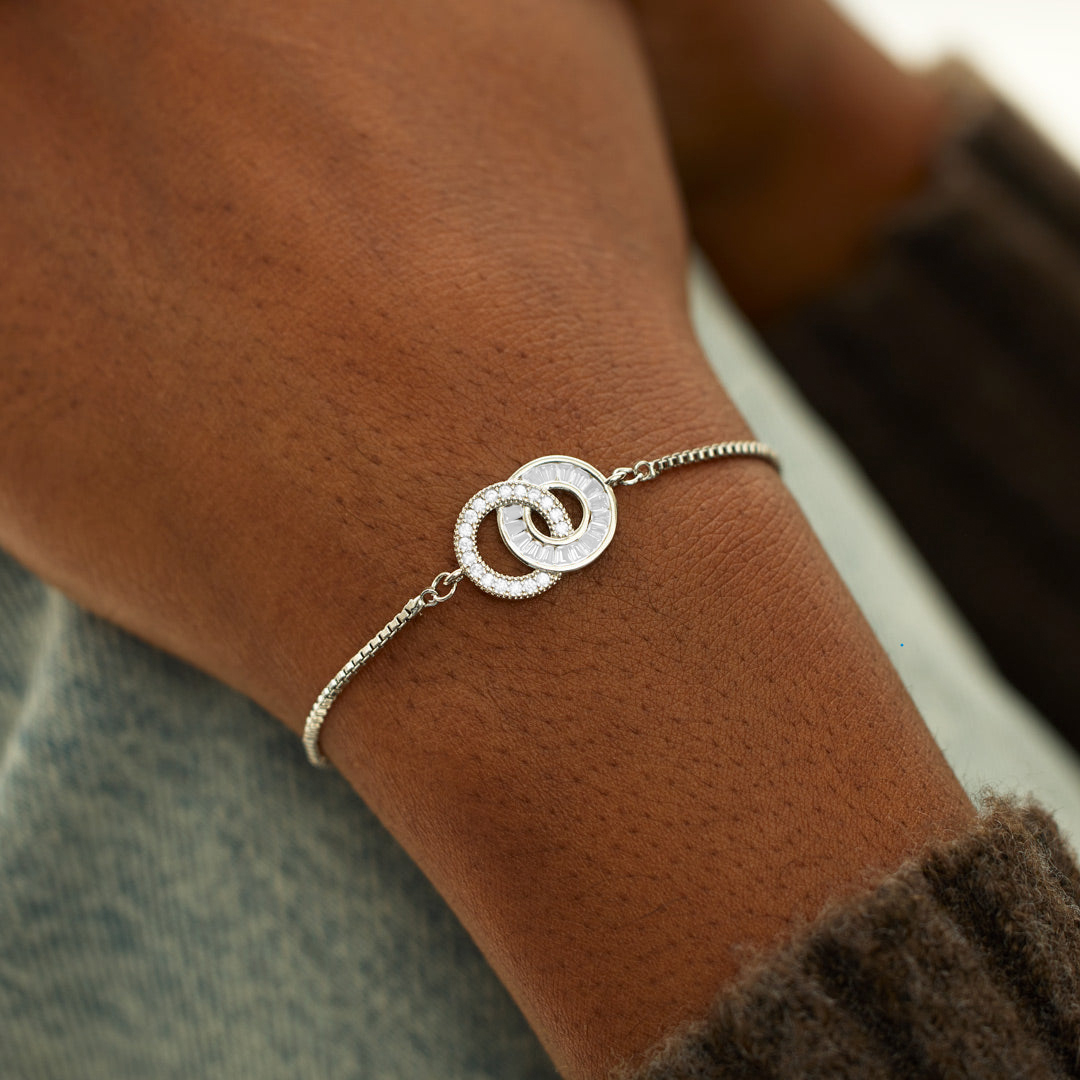 White diamond circle bracelet
