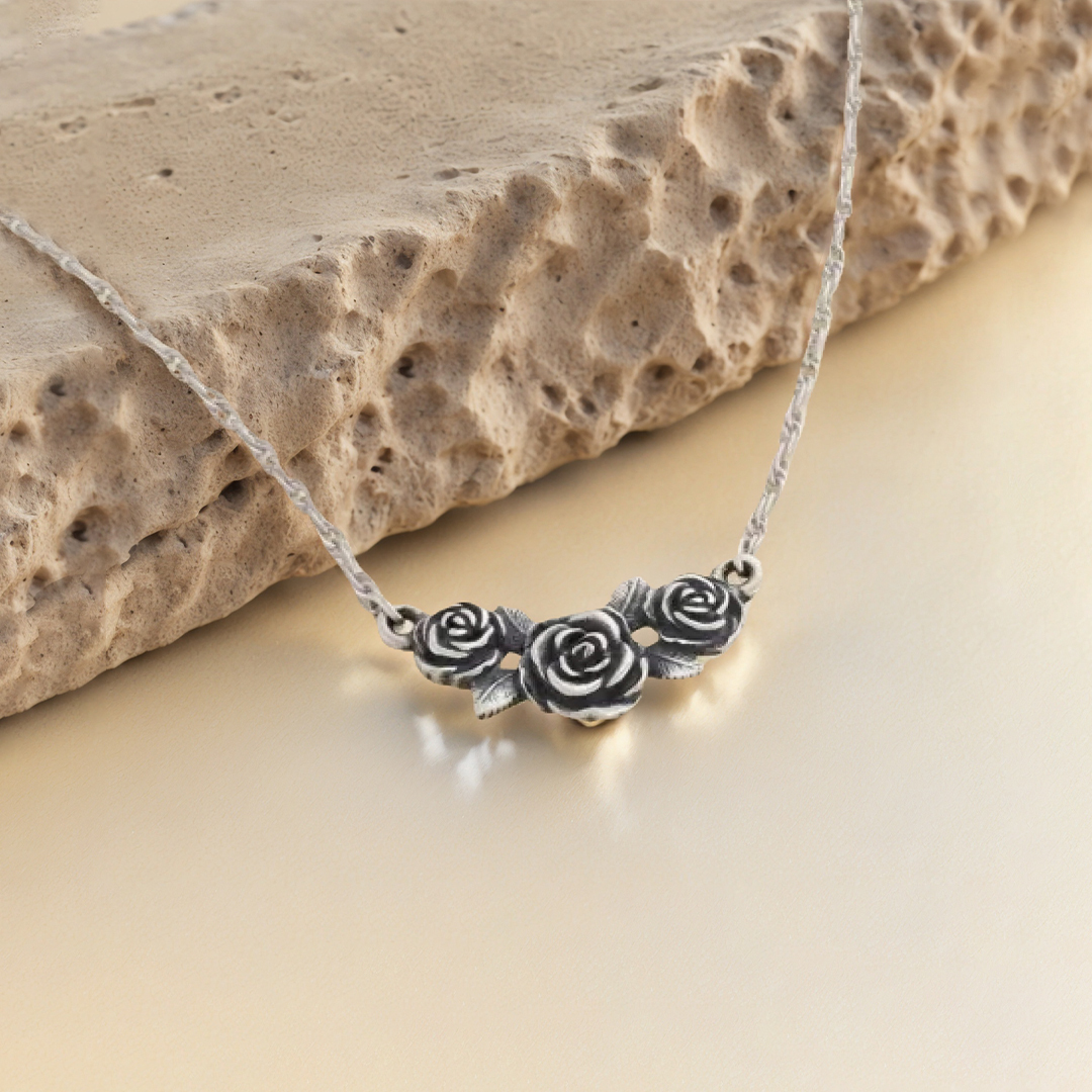 Black rose stands for survival Elegant Necklace