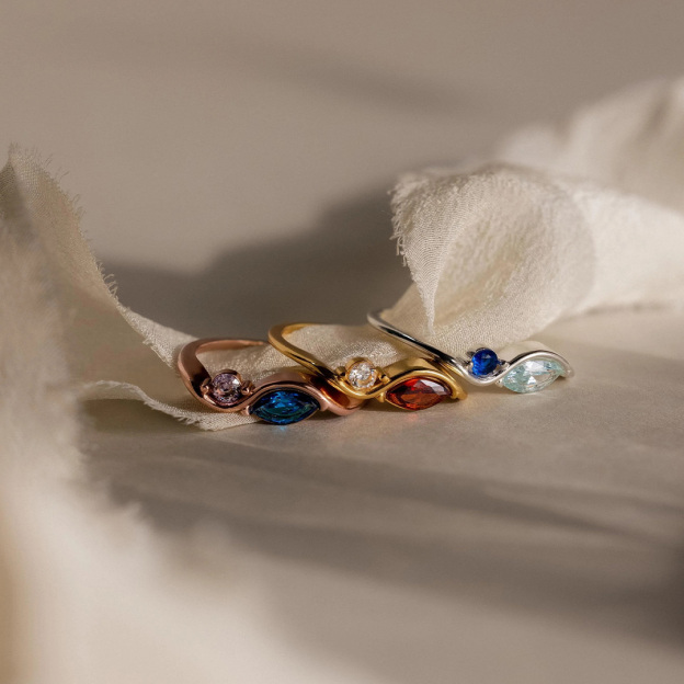 Mother & Daughter stick together Personalized Birthstone Wavy Ring