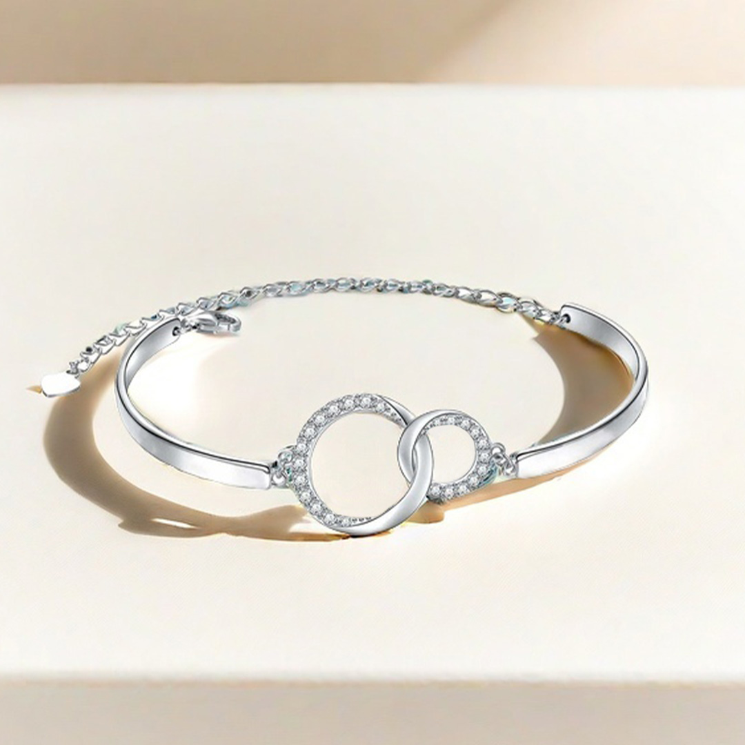 Nothing in the world can separate us Circle Bracelet