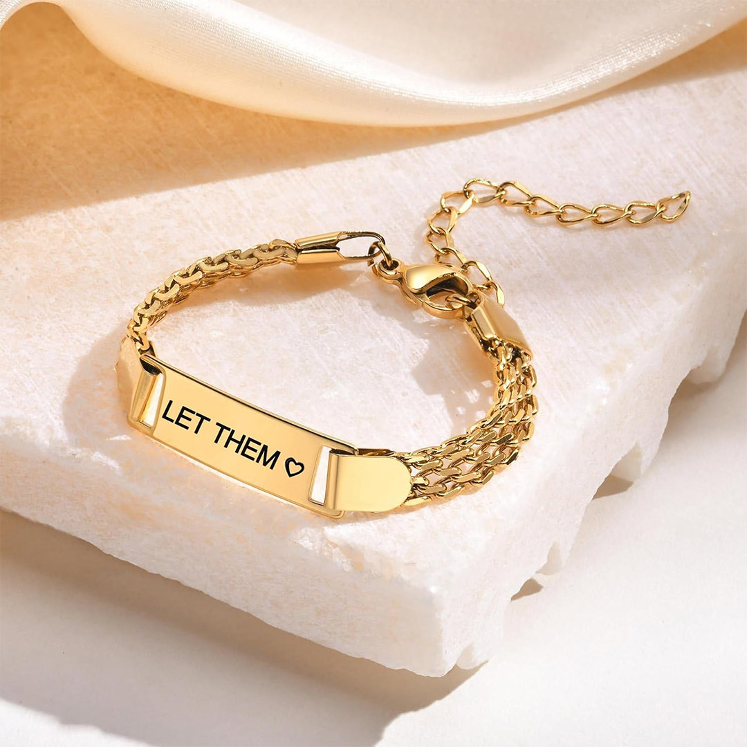 Let them the multi-layered chain bracelet